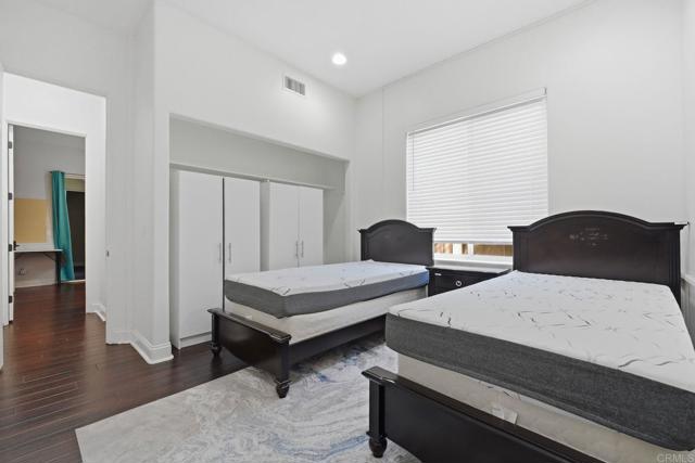 Detail Gallery Image 12 of 25 For 2556 La Costa Ave, Carlsbad,  CA 92009 - 4 Beds | 3/1 Baths