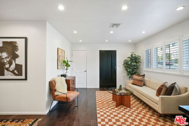 614 Rosemont Avenue, Los Angeles CA: https://media.crmls.org/mediaz/414f3af7-741b-4cf5-8cd1-be4b3e3b8881.jpg