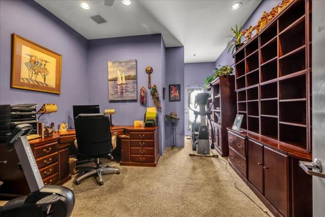 39061 Bel Air Drive, Cathedral City CA: https://media.crmls.org/mediaz/414f8b15-d215-4a7c-9c2a-e81ad370bd8b.jpg