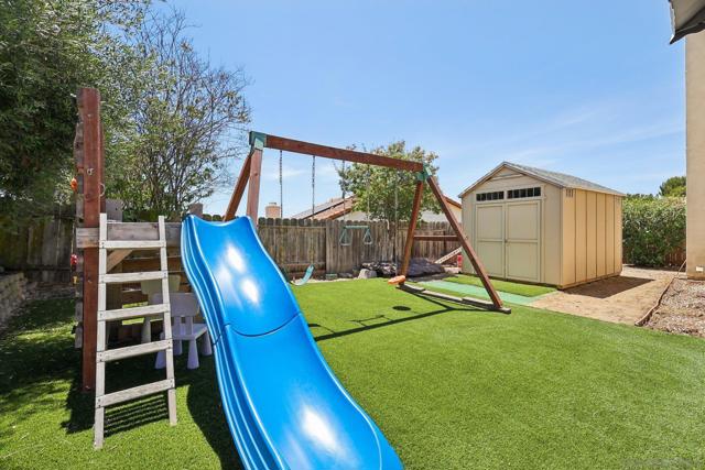 9233 Lethbridge Way, San Diego CA: https://media.crmls.org/mediaz/41508058-79de-4d49-959a-7b6e8b664998.jpg