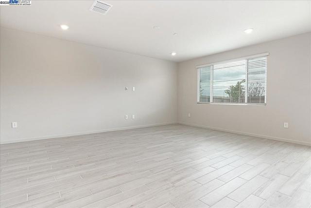 1710 Yukon Territory Ave, Manteca CA: https://media.crmls.org/mediaz/4150d9b9-646f-42ba-9fc9-17385976e5e9.jpg
