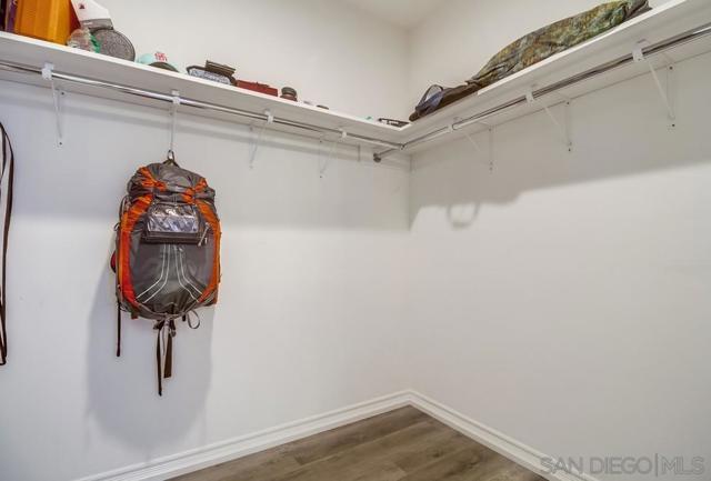 1249 12Th, Imperial Beach CA: https://media.crmls.org/mediaz/4150eaa5-d0db-4a7d-a925-33ee55a130e0.jpg