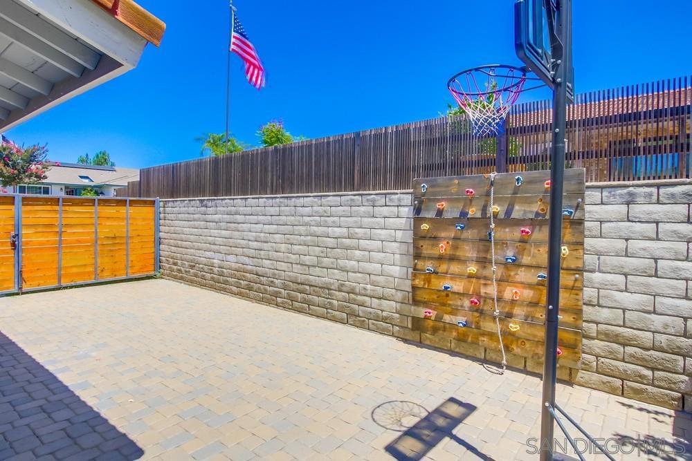 MLS #250035430SD image #46