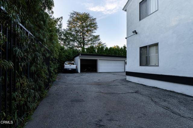 Detail Gallery Image 27 of 28 For 681 S Orange Grove Bld #1,  Pasadena,  CA 91105 - 3 Beds | 2/1 Baths