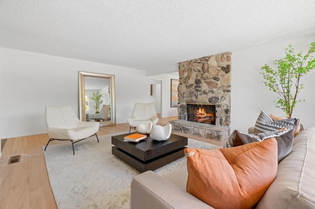 761 Woodstock Lane, Los Altos CA: https://media.crmls.org/mediaz/4151f374-44f0-4689-b78d-76468e623784.jpg