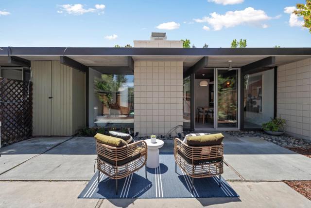 3383 Benton Street, Santa Clara CA: https://media.crmls.org/mediaz/4152fd04-0b2f-4605-8738-c70668d04b8a.jpg