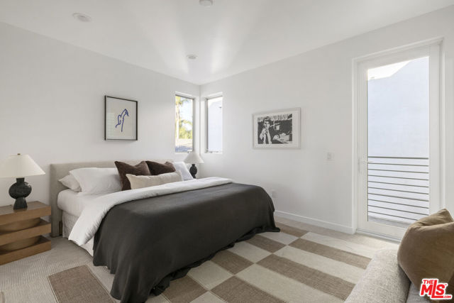 1767 N New Hampshire Avenue, Los Angeles CA: https://media.crmls.org/mediaz/4154b956-d256-46c5-ac92-0e9aaea9c4f3.jpg