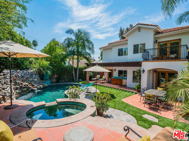4520 TYRONE Avenue, Sherman Oaks CA: https://media.crmls.org/mediaz/4156f691-5c90-474b-a8b9-63a61f0401f9.jpg