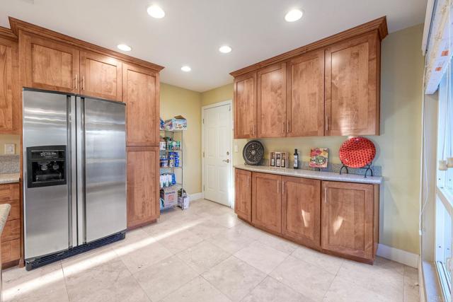 4410 Charger Boulevard, San Diego CA: https://media.crmls.org/mediaz/4157cf21-6cc2-4626-b514-41e04f11550b.jpg