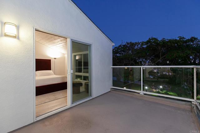 Detail Gallery Image 17 of 25 For 338 Shoemaker, Solana Beach,  CA 92075 - 3 Beds | 2/1 Baths