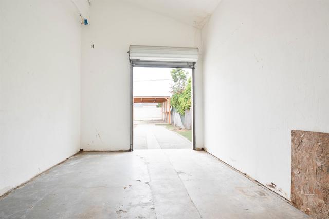 812 West St, San Diego CA: https://media.crmls.org/mediaz/415898de-4101-4d9d-82b2-7d3a27663027.jpg