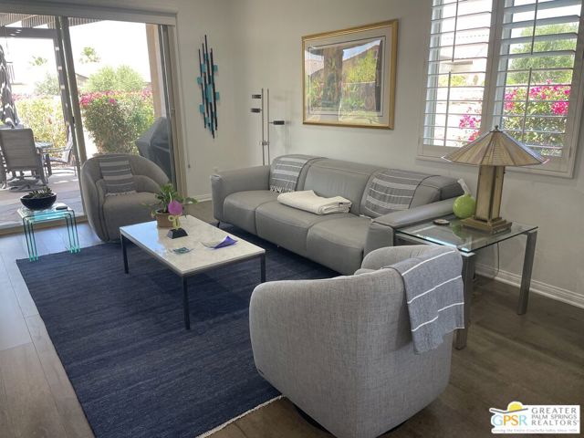 81331 Corte Compras, Indio CA: https://media.crmls.org/mediaz/4158dca1-b080-4d12-ba0c-68dd177004b3.jpg