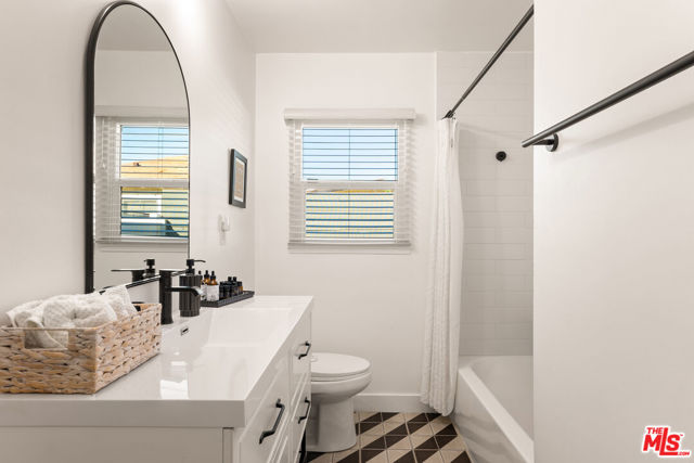 17109 Burton Street photo 8