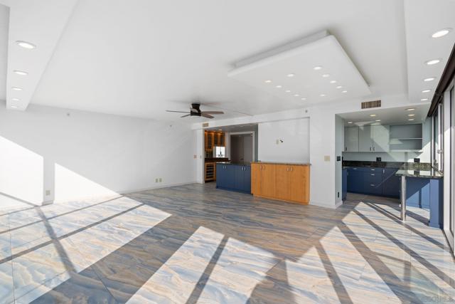 Image 21 of 39 For 1820 Avenida Del Mundo  1504