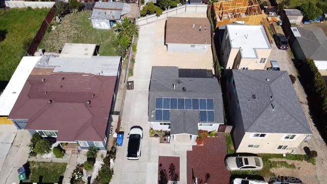 Image 1 of 32 For 4806 Castle Ave