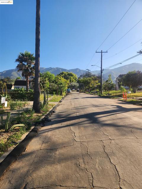 3183 Grandeur, Altadena CA: https://media.crmls.org/mediaz/415c433d-5fc3-450f-80d3-1136861ec2c1.jpg