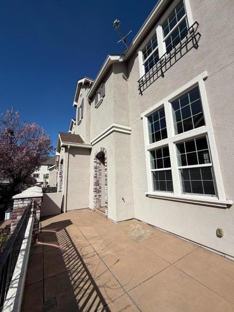 562 Montego Terrace, Sunnyvale CA: https://media.crmls.org/mediaz/415cea83-eede-41b4-9615-25af233511c6.jpg