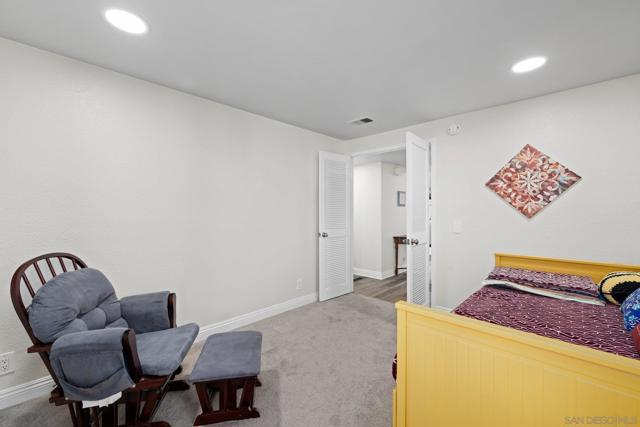 15913 Avenida Villaha, San Diego CA: https://media.crmls.org/mediaz/415cef6e-b2c2-44c2-b105-b6278c4998f2.jpg