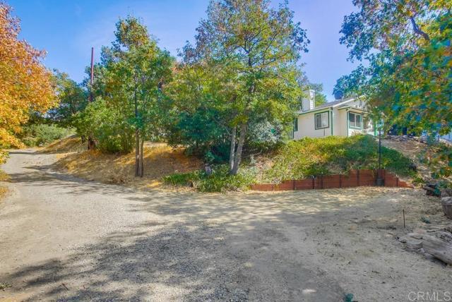 Image 43 of 44 For 829 Hillside Dr
