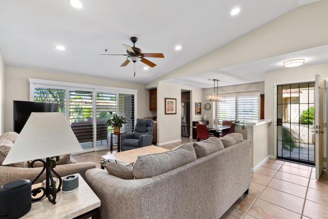 34041 Calle Mora, Cathedral City CA: https://media.crmls.org/mediaz/415eb5a2-c693-491e-ab24-c10b70130b78.jpg