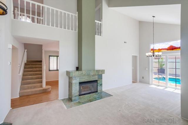 14811 Summerbreeze Way, San Diego CA: https://media.crmls.org/mediaz/415f451c-ec45-464a-8329-f6527cebba46.jpg