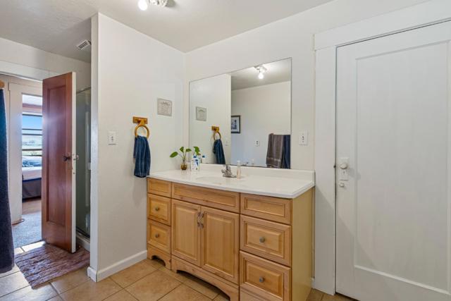 804 Comstock Road, Hollister CA: https://media.crmls.org/mediaz/415f6dc6-6e83-4bfa-b5d9-e9c8b901a43f.jpg