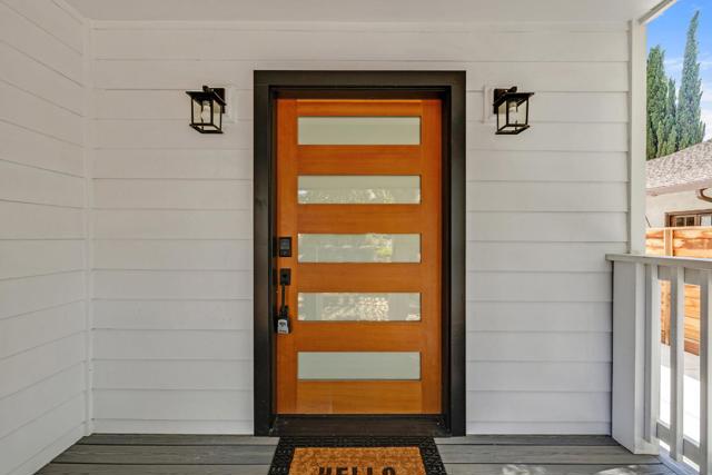 35 Arch Street, Redwood City CA: https://media.crmls.org/mediaz/415fece4-e2d7-4b3b-8312-65a4169b9c42.jpg