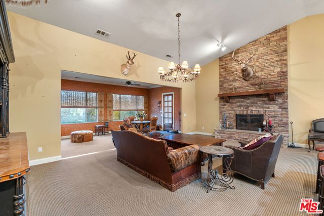 805 N Sanderson Avenue, San Jacinto CA: https://media.crmls.org/mediaz/416148eb-7324-4bfd-9b70-8f65c42f9698.jpg