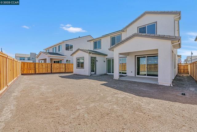 16166 Poulson Street, Lathrop CA: https://media.crmls.org/mediaz/41616fac-5be8-4b43-8467-633ce86581ff.jpg