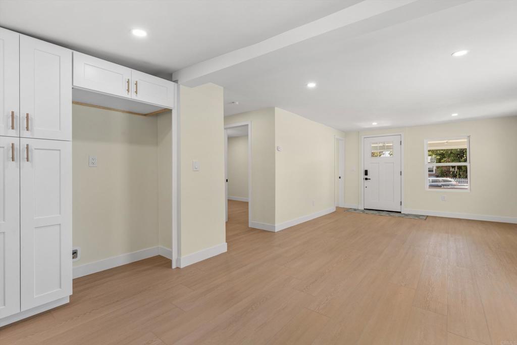 4020 Dwight St - photo 5
