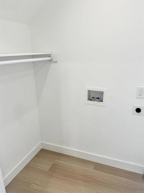 Detail Gallery Image 3 of 9 For 1235 N Brand Bld #5,  Glendale,  CA 91202 - 1 Beds | 1 Baths
