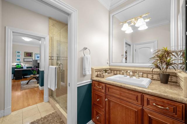 6585 Redwood Retreat Road, Gilroy CA: https://media.crmls.org/mediaz/41629479-7c71-49c0-832e-aecf7c7838cb.jpg