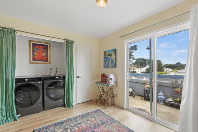 3095 Marina Drive, Marina CA: https://media.crmls.org/mediaz/41635eee-da6e-4c36-9749-ecf8c8b1f1d6.jpg