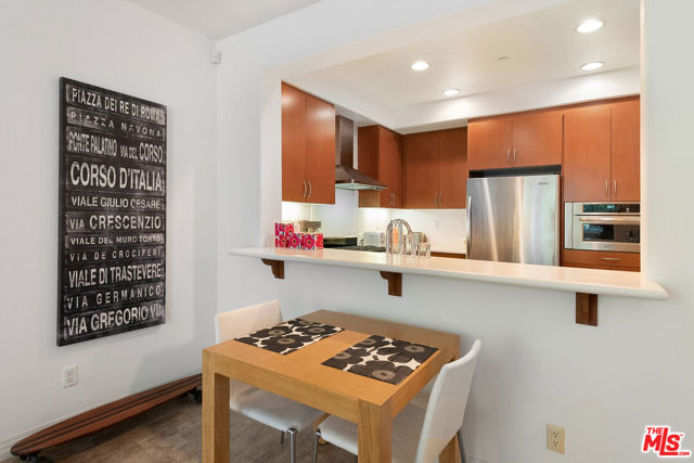 7100 Playa Vista Drive, 311 photo 8