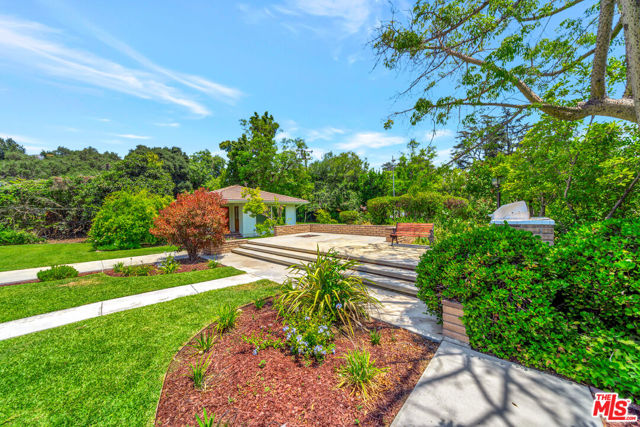 1100 Rodeo Road, Arcadia CA: https://media.crmls.org/mediaz/4163c3f9-38bb-452e-b782-bdd7fa884cb0.jpg