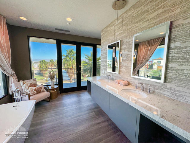 61680 Fullerton Dr, Thermal CA: https://media.crmls.org/mediaz/4163ee2a-1764-4b52-94db-523d40640c2c.jpg