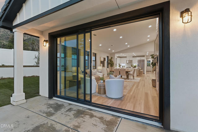 Detail Gallery Image 24 of 37 For 3245 Arrowhead Ct, Altadena,  CA 91001 - 4 Beds | 3/1 Baths