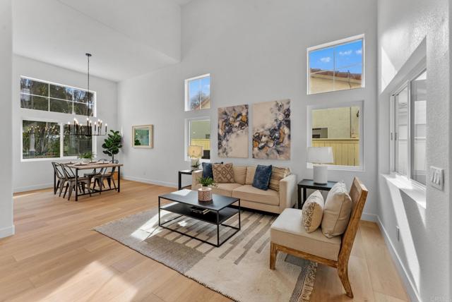 Detail Gallery Image 4 of 40 For 522 Lupine Way, Oceanside,  CA 92057 - 5 Beds | 3 Baths