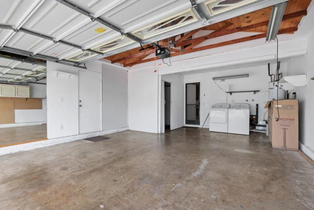 3208 Morningside Drive, Oceanside CA: https://media.crmls.org/mediaz/416602d6-b27c-4e6f-9545-e3ee3e336c15.jpg
