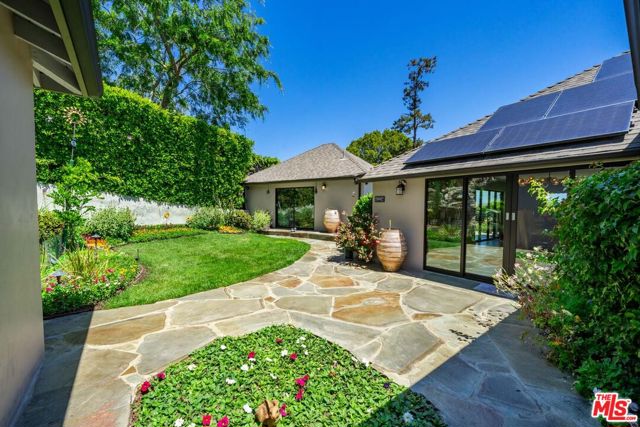 2841 Montcalm Avenue, Los Angeles CA: https://media.crmls.org/mediaz/41664d68-4d78-45b1-9d96-4869e6405a7e.jpg