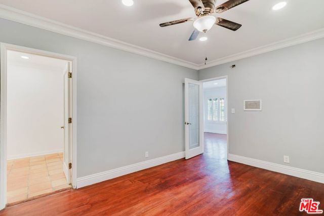 9031 Phyllis Avenue, 1 photo 10