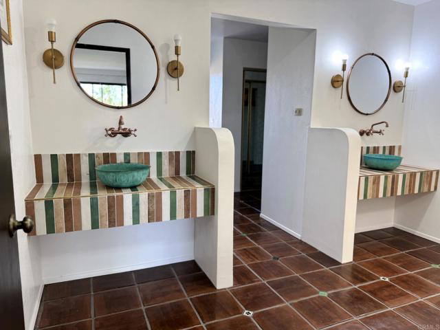 Detail Gallery Image 15 of 53 For 1650 Winterwarm Dr., Fallbrook,  CA 92028 - 3 Beds | 3 Baths