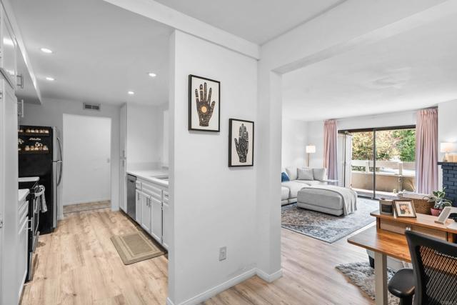 Detail Gallery Image 1 of 1 For 1040 E Washington Ave #31,  Escondido,  CA 92025 - 1 Beds | 1 Baths