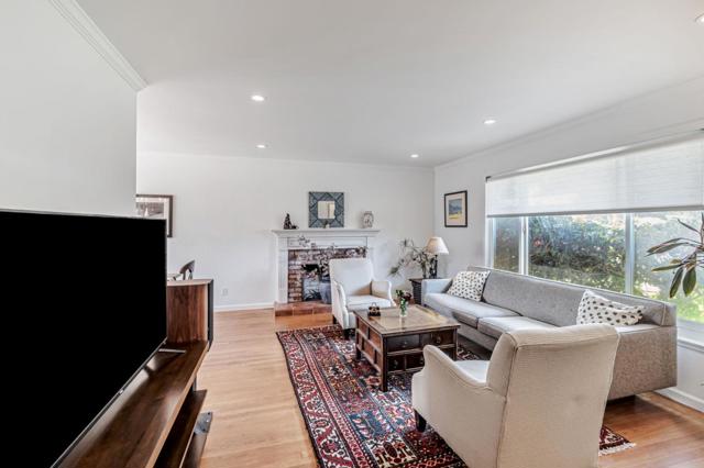2261 Whitman Way, San Bruno CA: https://media.crmls.org/mediaz/416955c8-54b0-433b-be41-3d9d79e42829.jpg