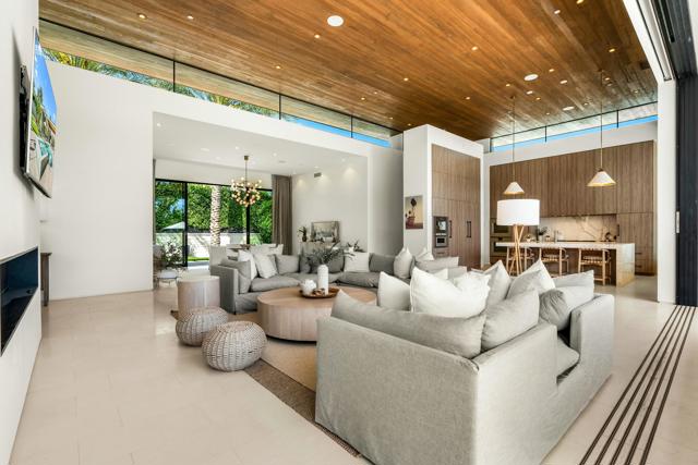 3 Makena Lane, Rancho Mirage CA: https://media.crmls.org/mediaz/416a2ea0-2cb4-4c5a-82bb-139c648b9756.jpg