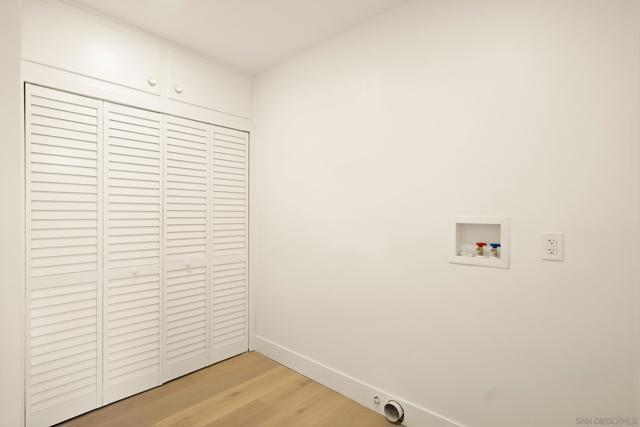 4058 Apore Street, La Mesa CA: https://media.crmls.org/mediaz/416a6cd3-1ae5-417a-bdca-00c18eb48a3d.jpg