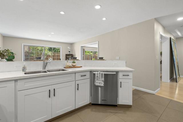 2960 Massih Court, Campbell CA: https://media.crmls.org/mediaz/416bc092-ce43-4173-924a-5ea9072bd624.jpg