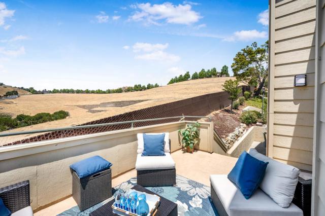 3053 Elk Ridge Court, San Jose CA: https://media.crmls.org/mediaz/416c5c11-b390-4642-bb9f-10aea2985d71.jpg