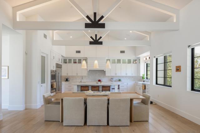 16827 Via De La Valle, Rancho Santa Fe CA: https://media.crmls.org/mediaz/416c6321-fcfa-448c-ab0b-f8b41cad13f0.jpg