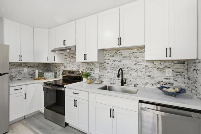 576 Mekler Drive, San Jose CA: https://media.crmls.org/mediaz/416e2656-934e-4512-a9c7-79fd54672f7d.jpg